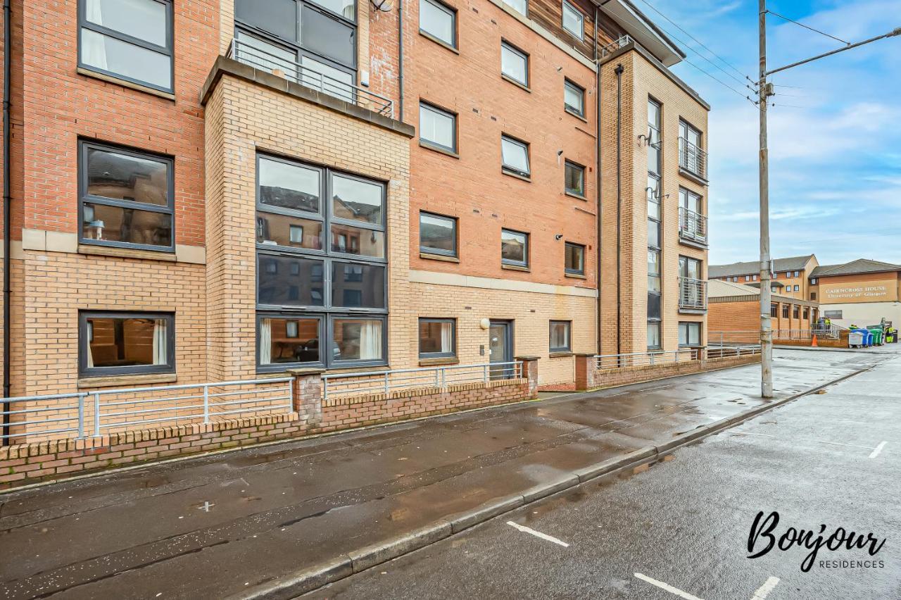 West End 3br-2ba, Near Kelvingrove Museum - Free Parking By Bonjour Residences