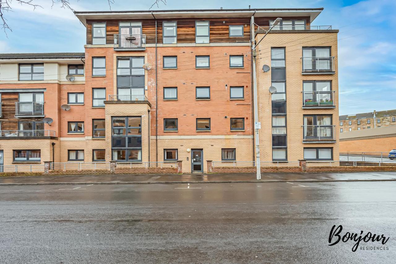 West End 3br-2ba, Near Kelvingrove Museum - Free Parking By Bonjour Residences Apartment *