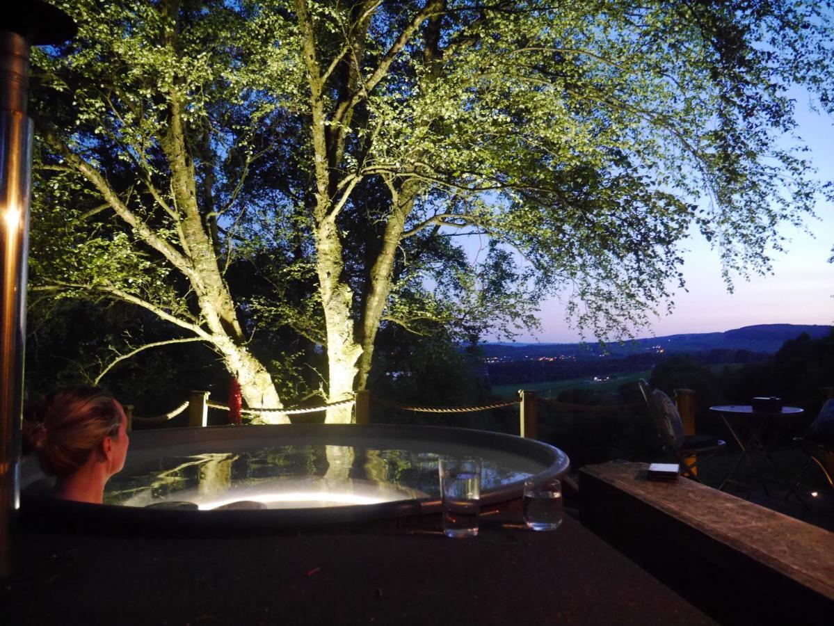 Apartment Craigmaddie Muir Roundhouse With Hot Tub Romantic, Luxury, Rural For 2 Near Milngavie *