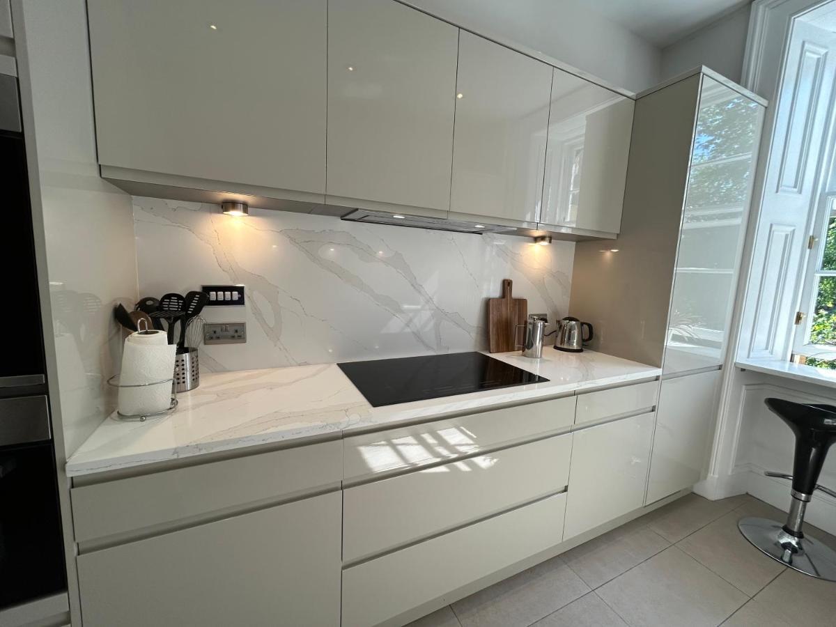 Principal - Crown Circus Duplex