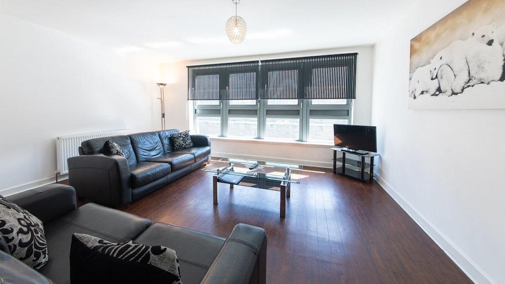 The Spires Serviced Apartment