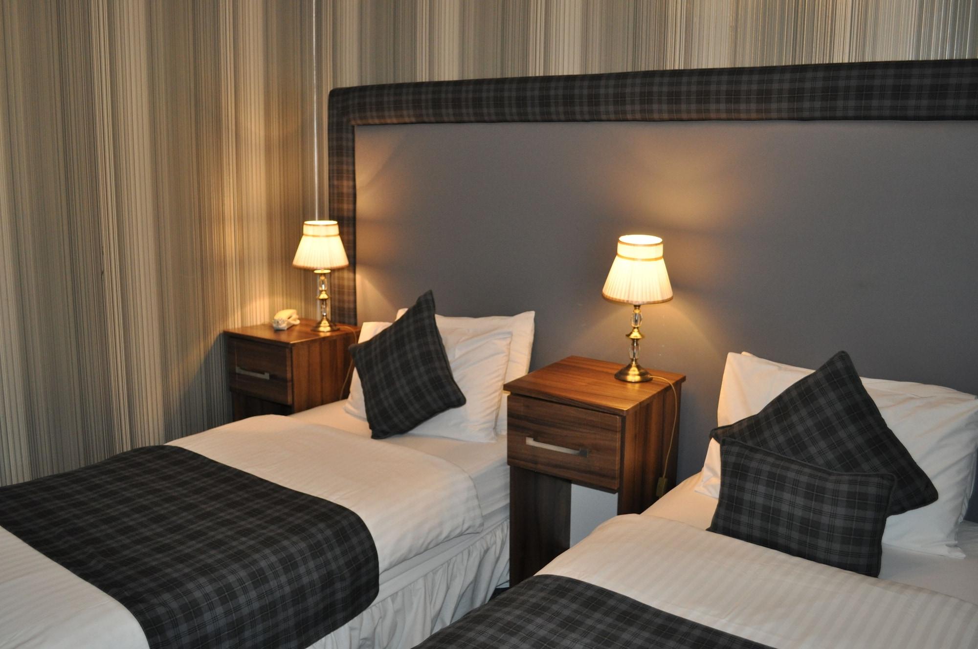 Argyll 3*