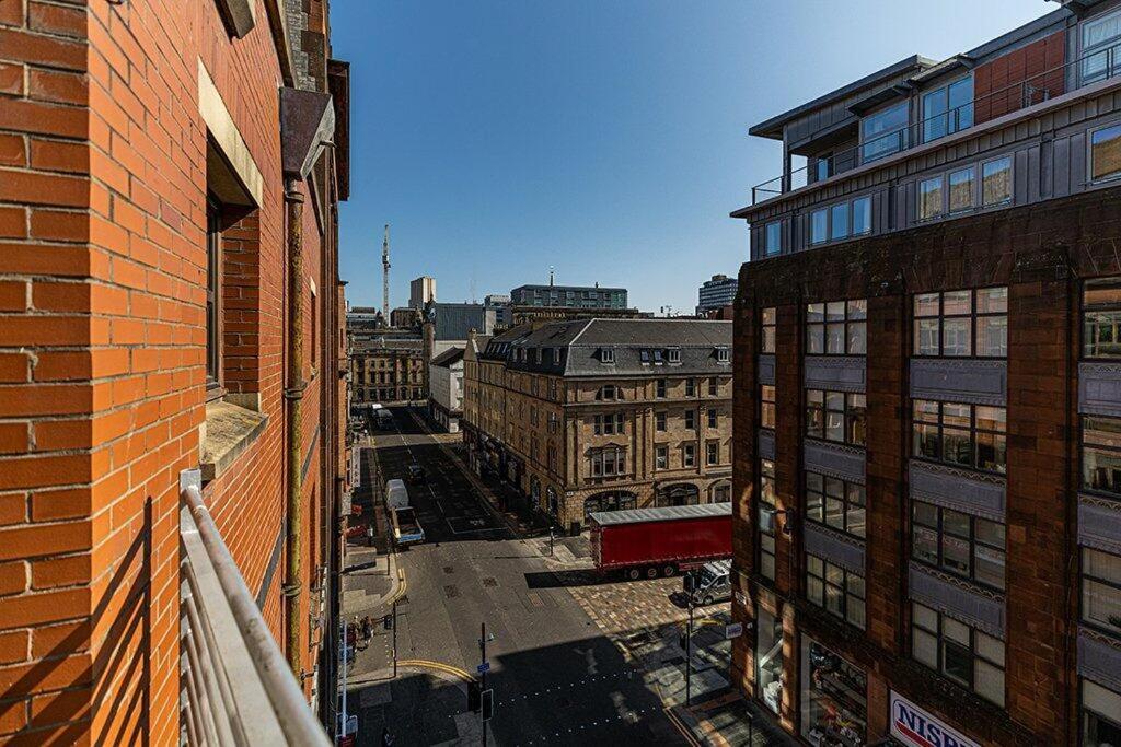 Merchant Duplex- Apartment Glasgow