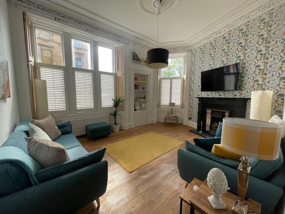 Stunning West End Flat! Apartment