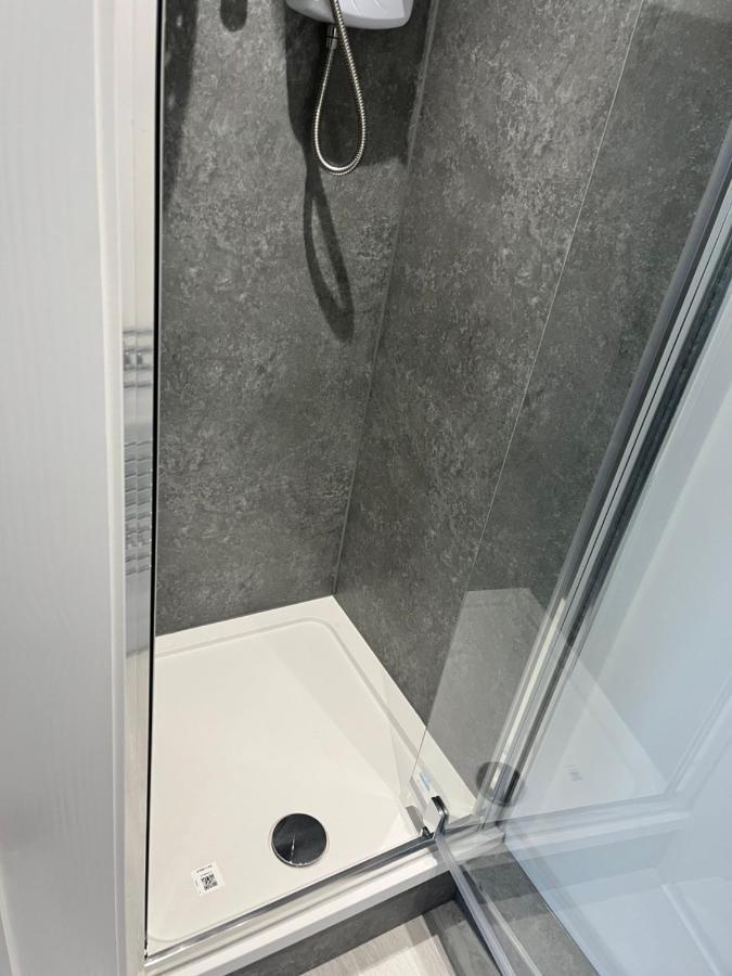 Modern Comfy One Bed - Free Parking Apartment Glasgow