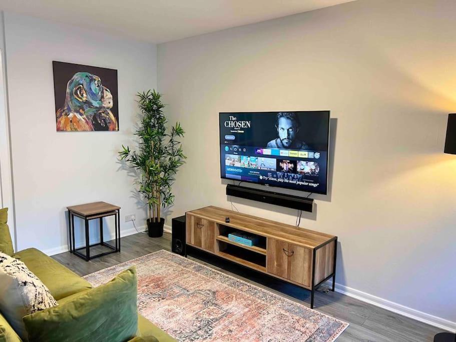 Ideal 2 Bedroom Holiday home