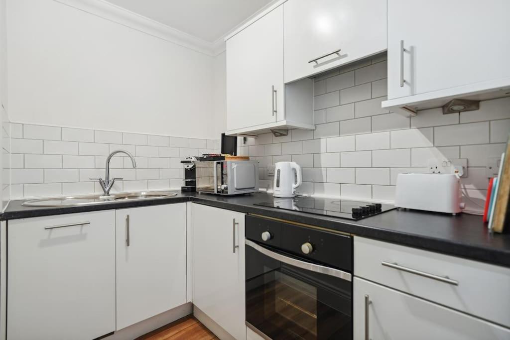1 Bed Blythswood Flat * Glasgow