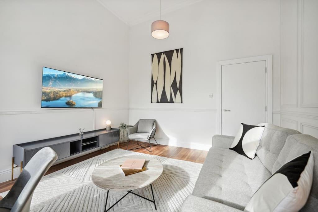 1 Bed Blythswood Flat Apartment Glasgow