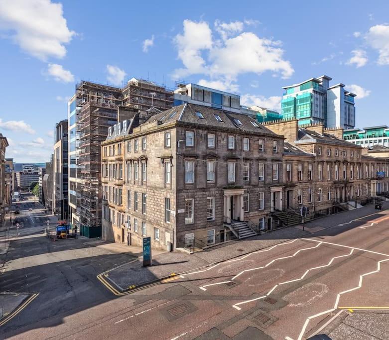 1 Bed Blythswood Flat Apartment Glasgow