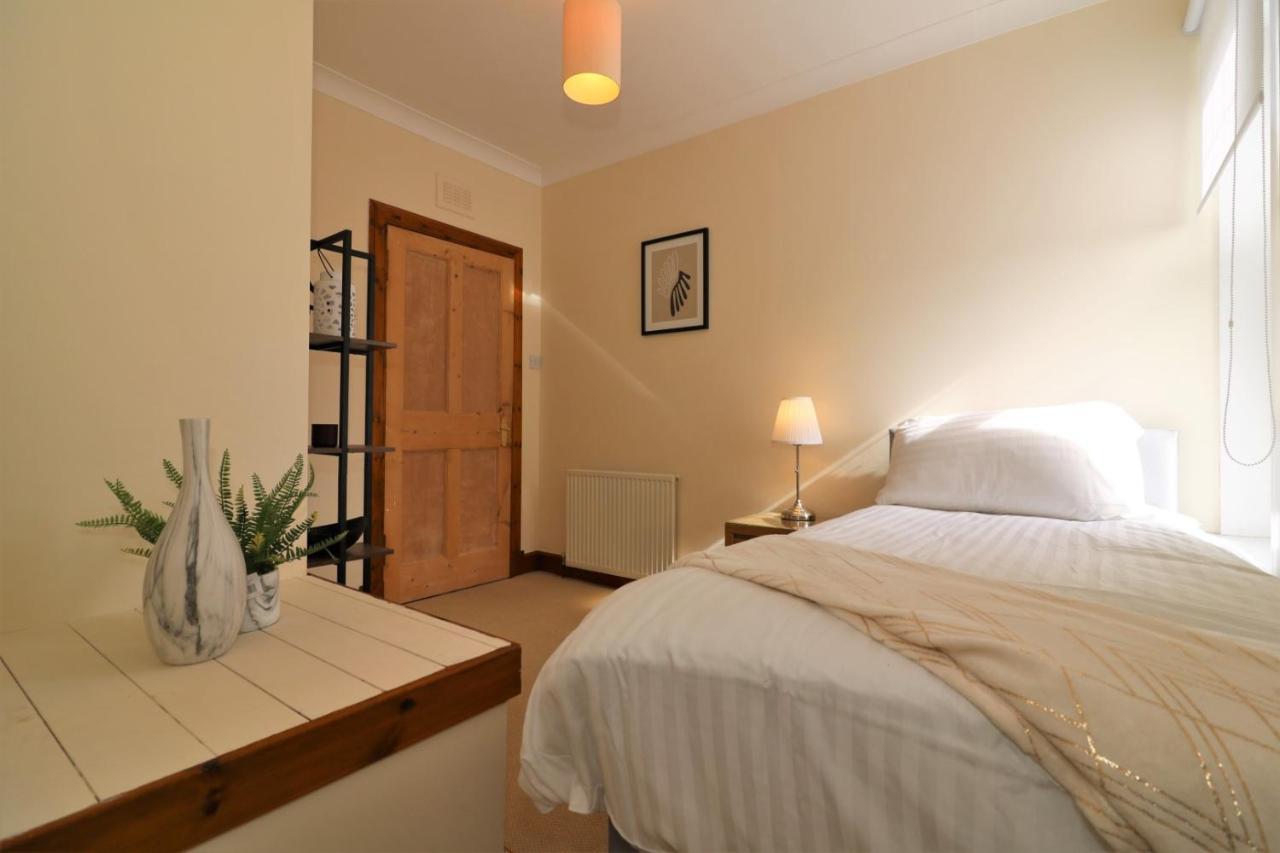 Signature - Lincoln View Apartment Glasgow