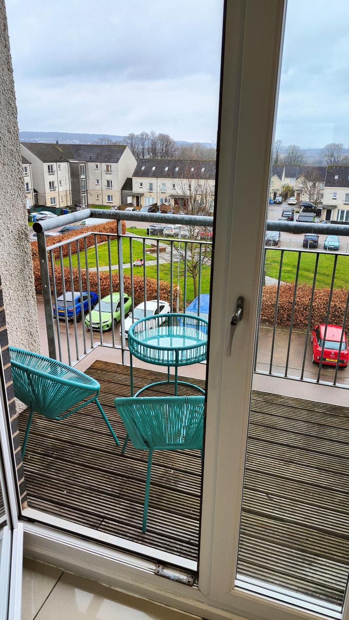 La Casita, Your Away From - Free Parking Apartment