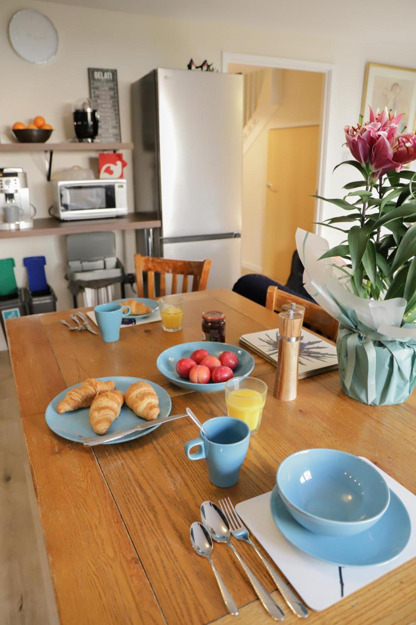 Number1townhouse With Private Balcony & Parking