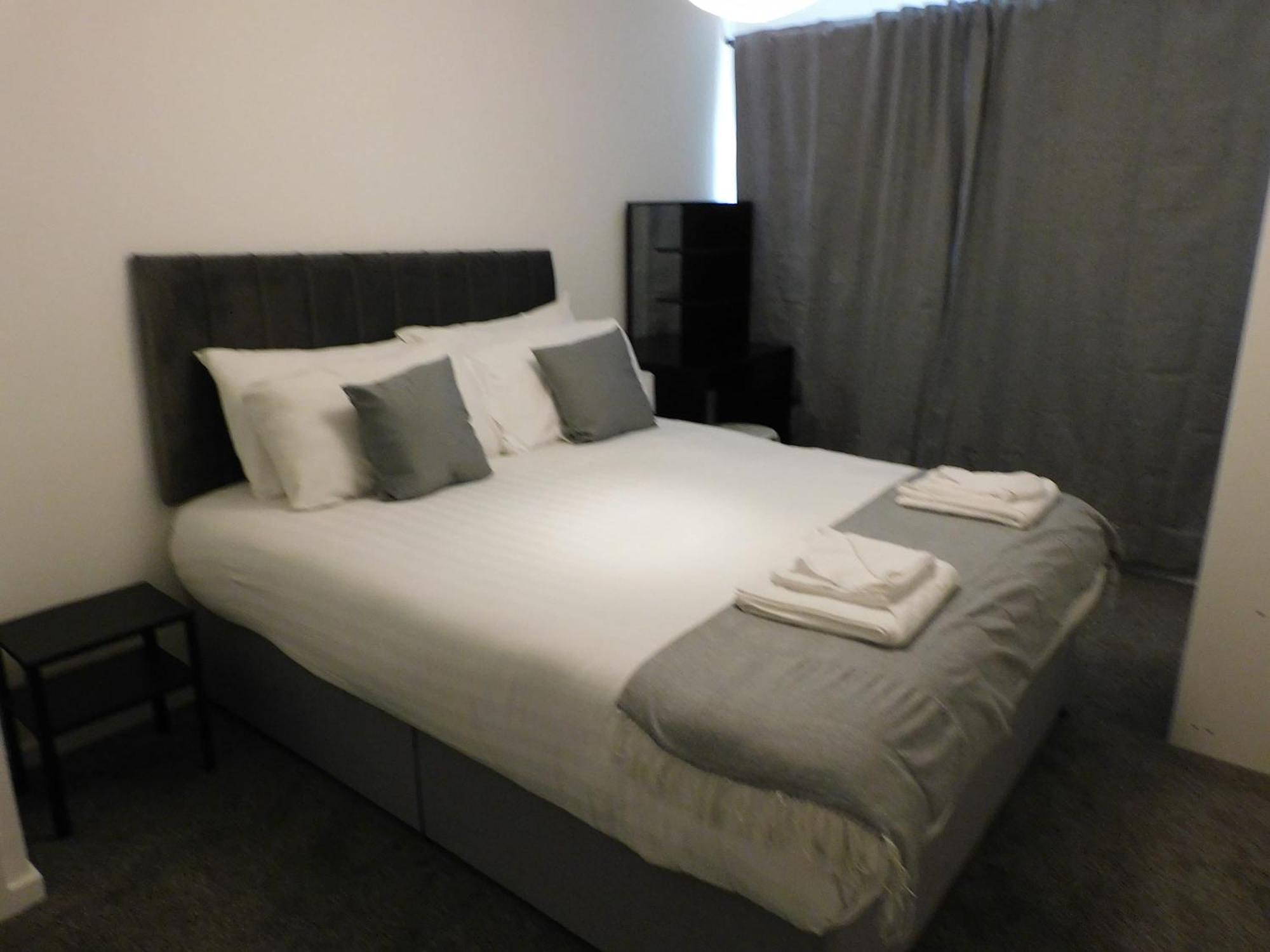 New & Delightful 3 Bed House In East Kilbride