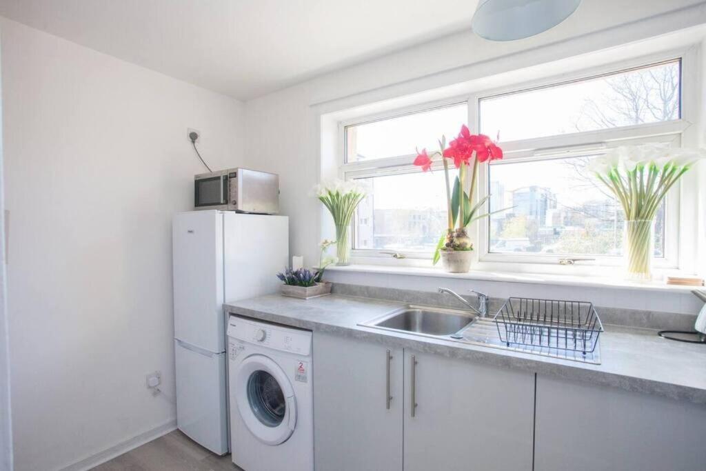 Cosy 1 Bed With Parking In City Centre Apartment