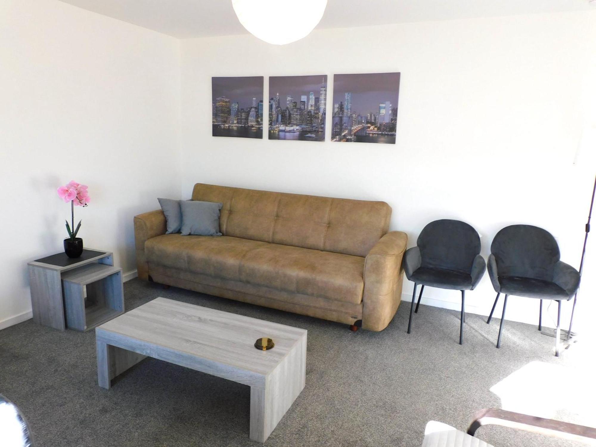 Holiday home New & Delightful 3 Bed House In East Kilbride *