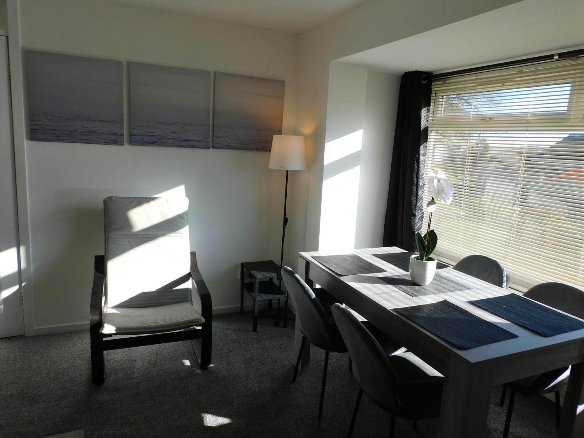 New & Delightful 3 Bed House In East Kilbride Holiday home *