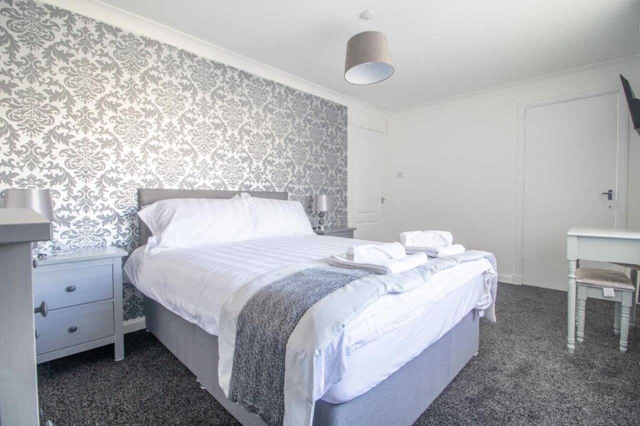 Kirkwood House 2 Bedroom House In Coatbridge * Glasgow