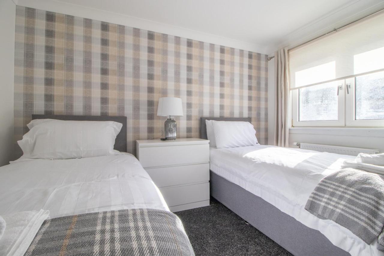 Kirkwood House 2 Bedroom House In Coatbridge Glasgow