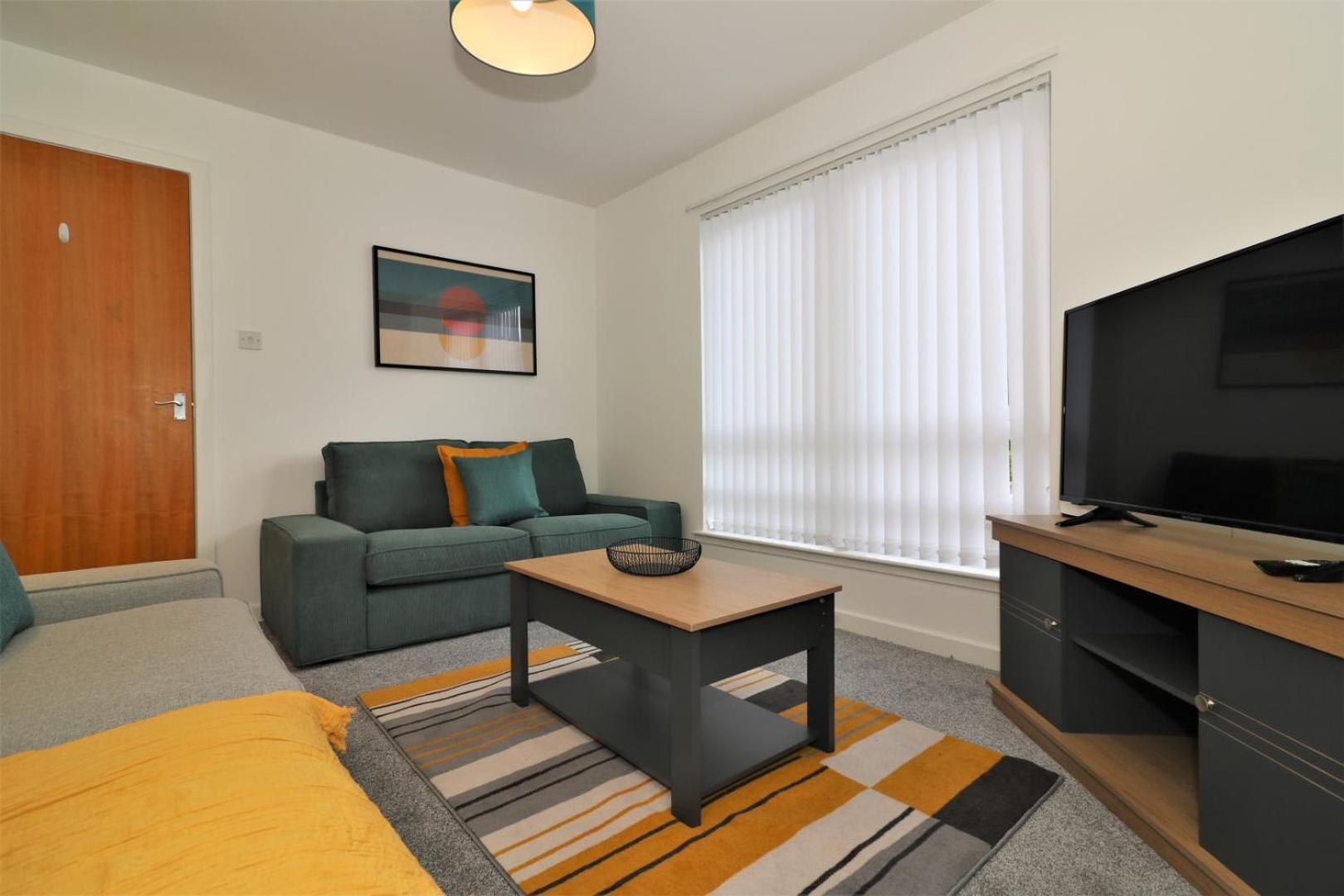 Signature - Great Western View Holiday home Glasgow