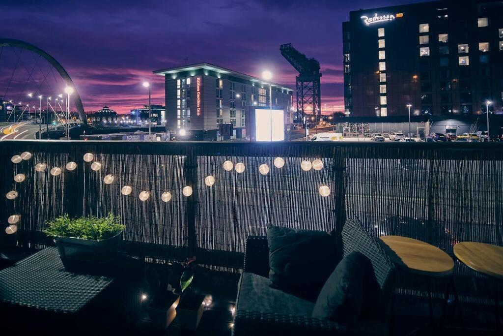 Apartment Glasgow, Finnieston Luxury 2 Bed With Parking, E-check In, Hi-fi *