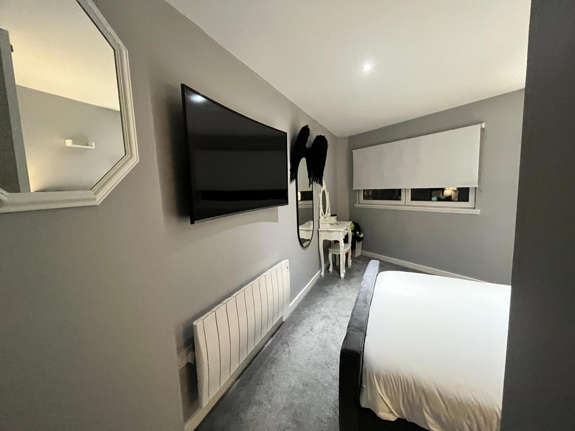 Glas-go 2 Bedroom 3 Min Walk To Secc Hydro Free Parking Onsite Glasgow