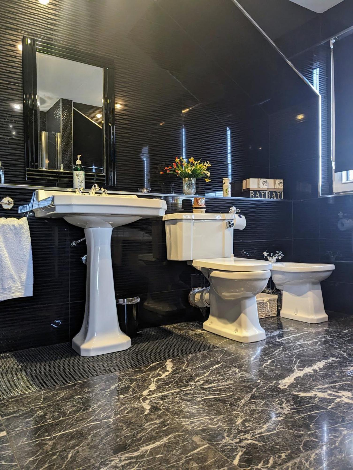 Finn Village - Loch Lomond With An Indoor Jacuzzi Whirlpool Bathtub