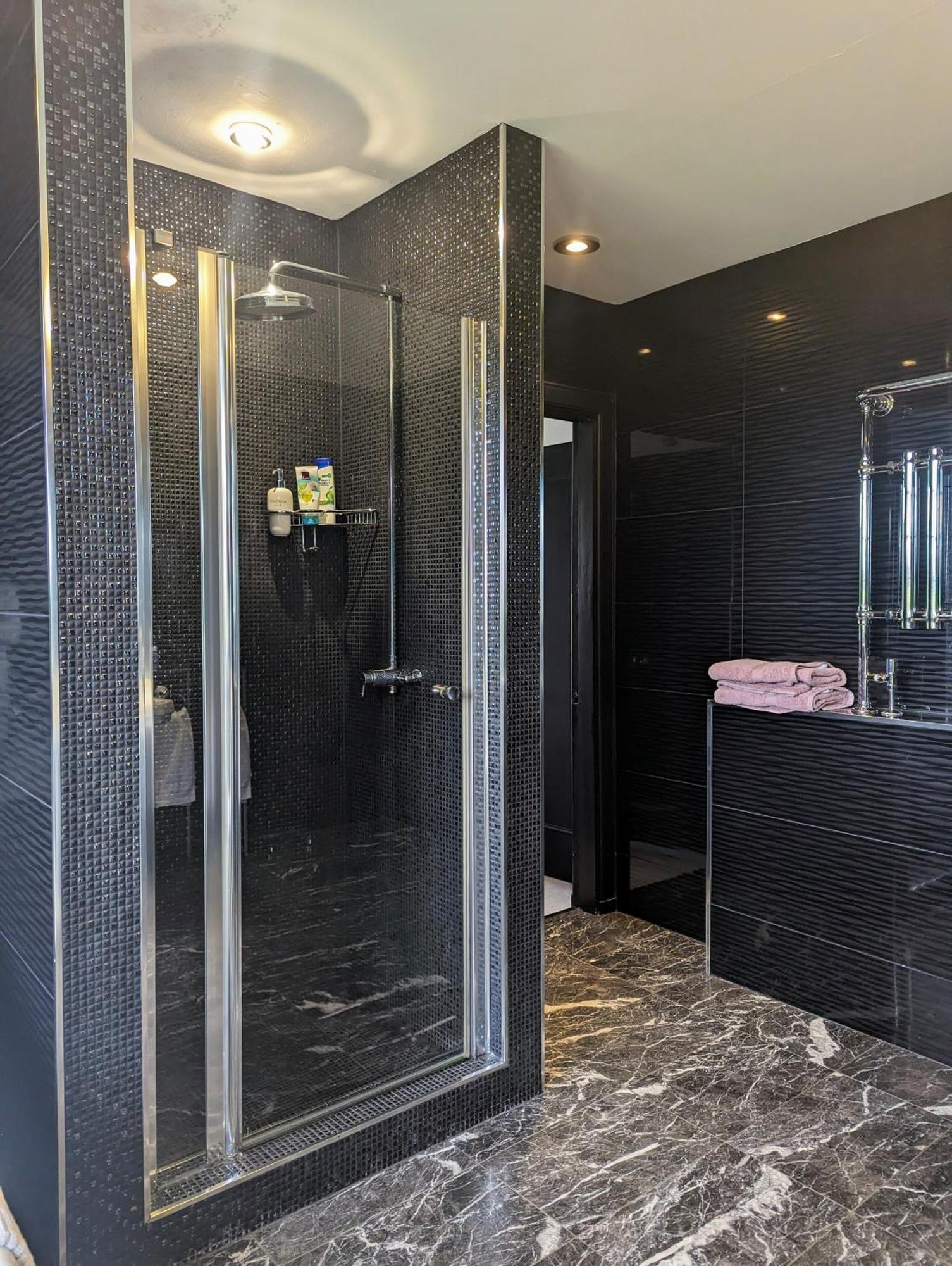 Finn Village - Loch Lomond With An Indoor Jacuzzi Whirlpool Bathtub