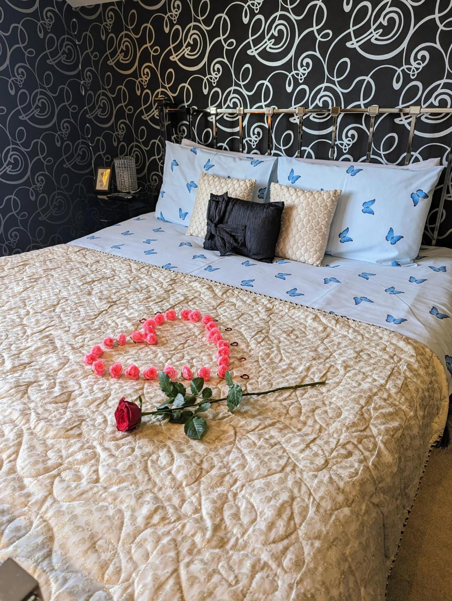 Homestay Finn Village - Loch Lomond With An Indoor Jacuzzi Whirlpool Bathtub