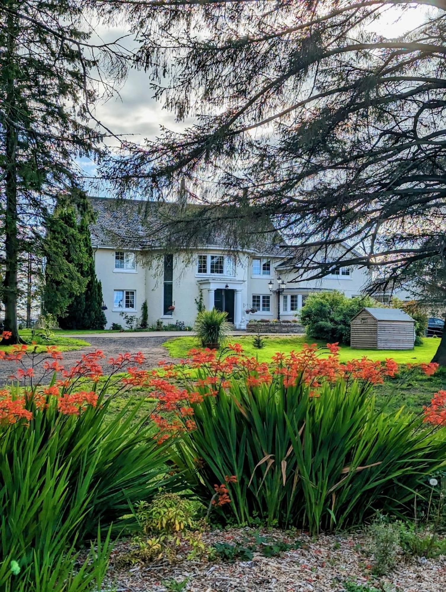 Finn Village - Loch Lomond With An Indoor Jacuzzi Whirlpool Bathtub Glasgow