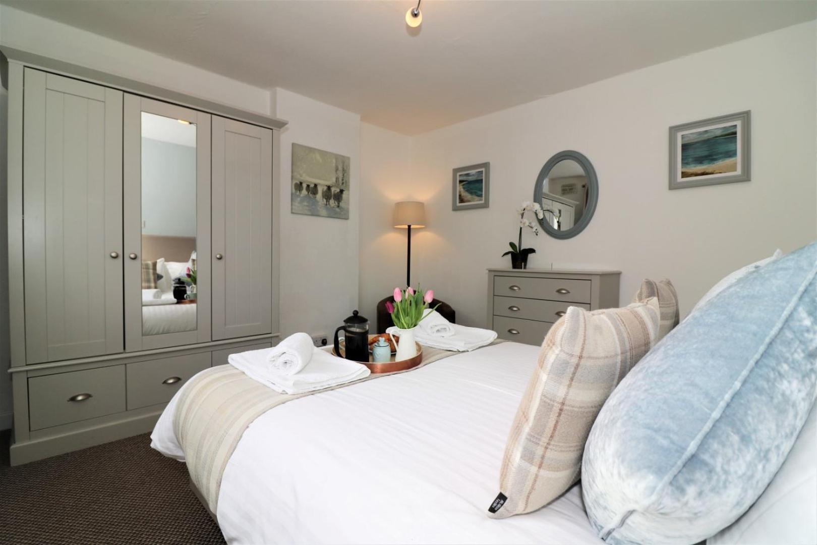 Signature - Gordon House Apartment