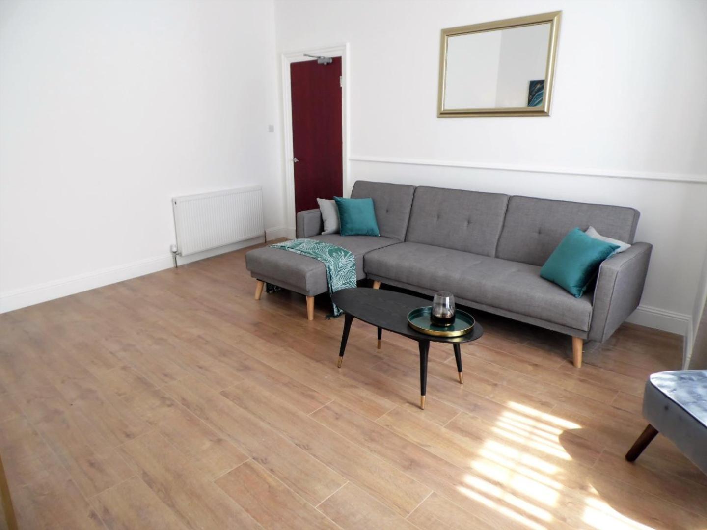 Signature - Langlands House Apartment *