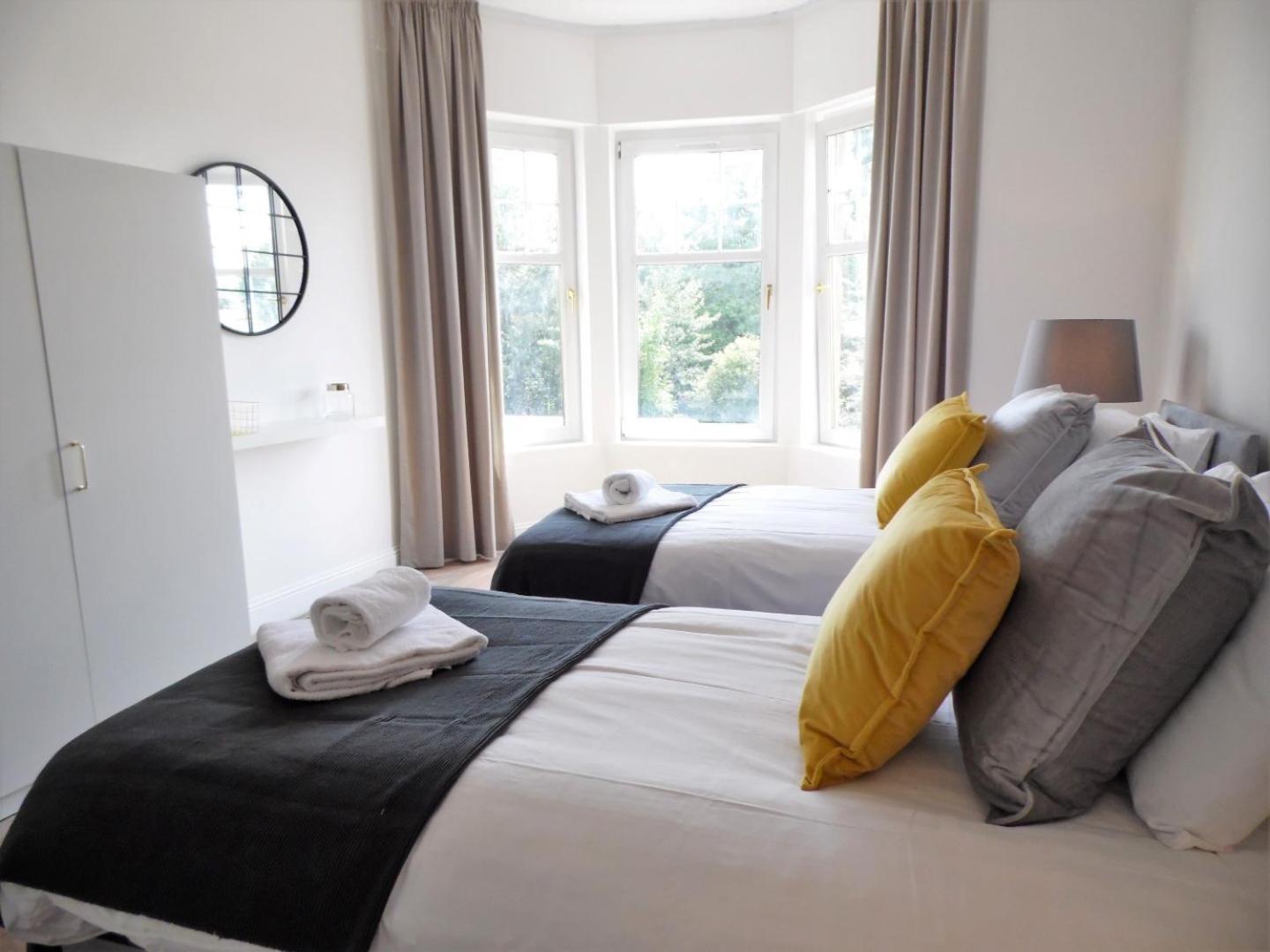 Signature - Langlands House * Glasgow