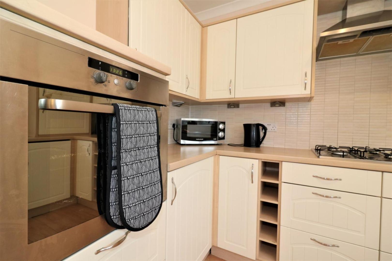Signature - Angus House Apartment Glasgow