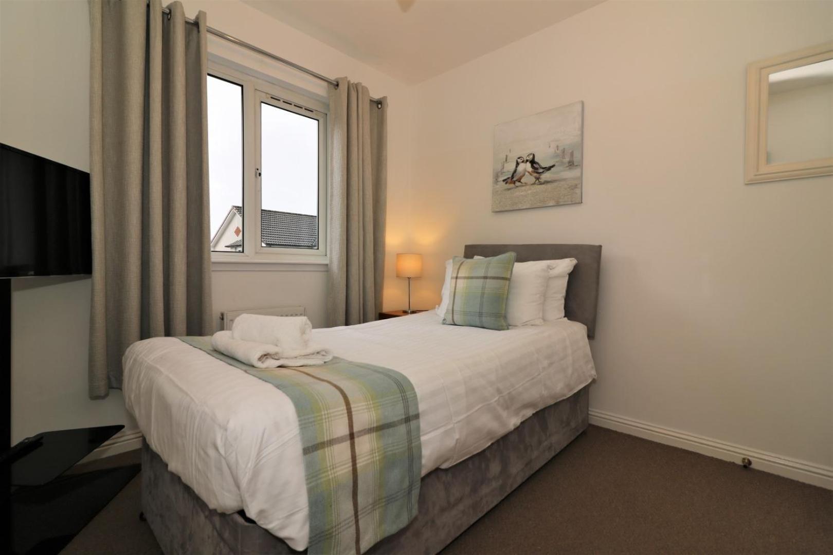 Signature - Angus House Apartment