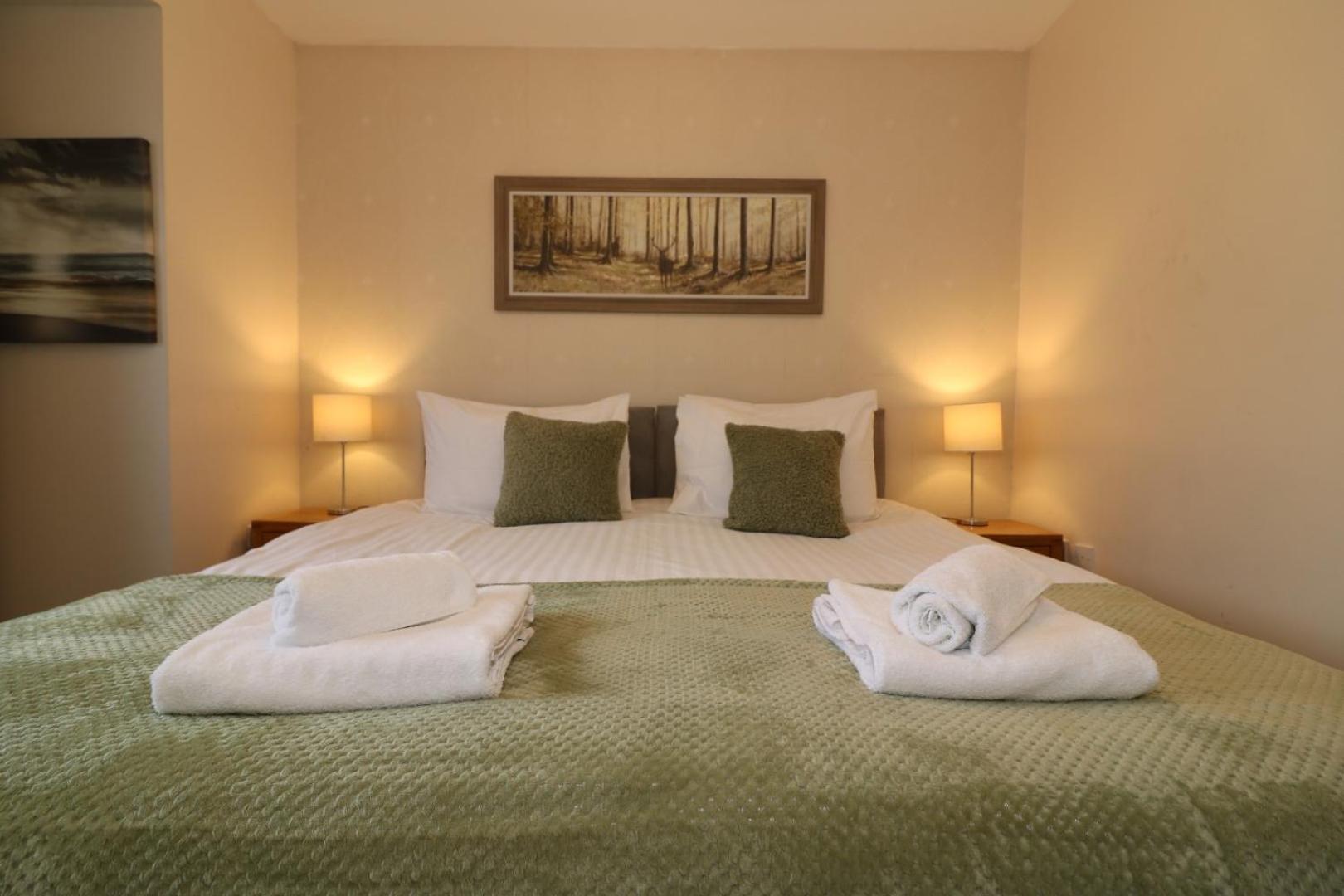 Signature - Angus House Apartment Glasgow