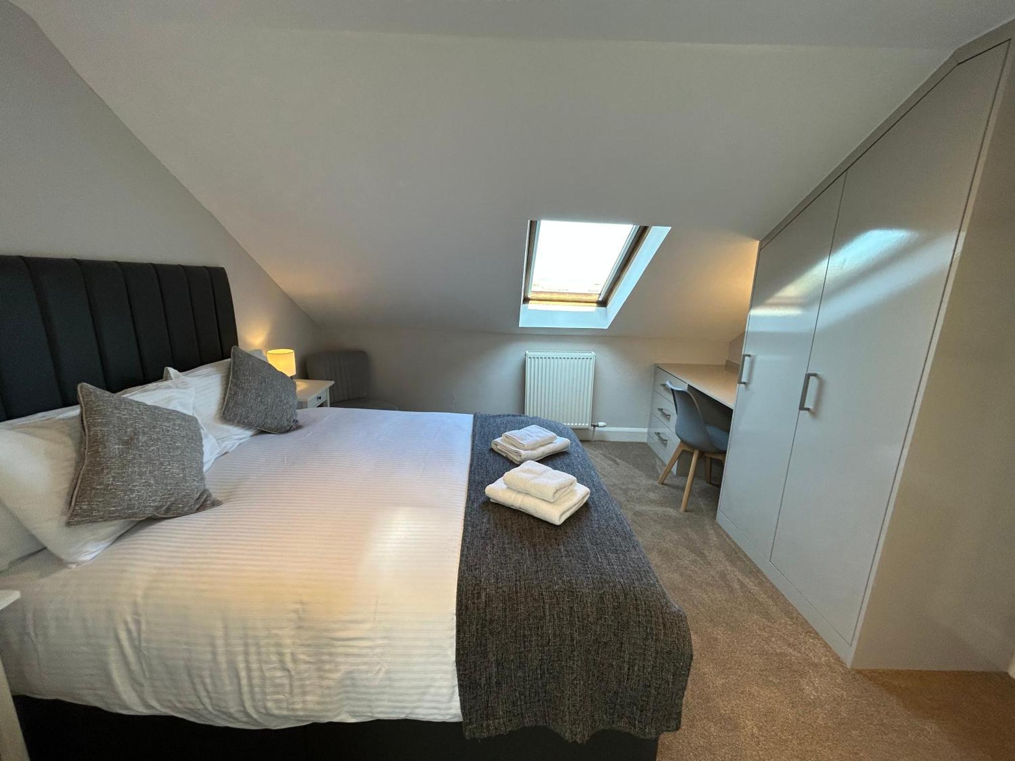 Principal - Crown Circus Duplex Glasgow