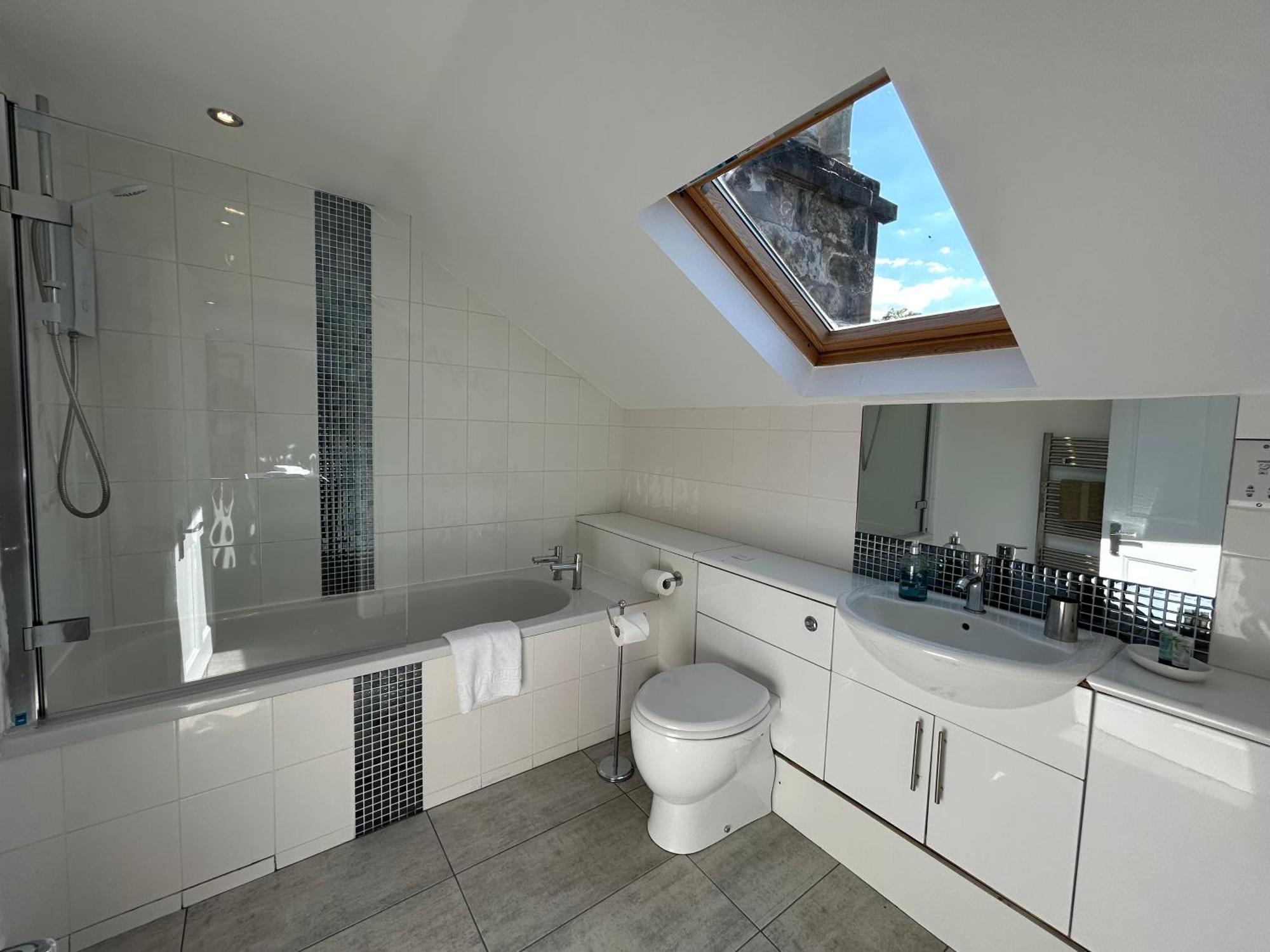 Principal - Crown Circus Duplex