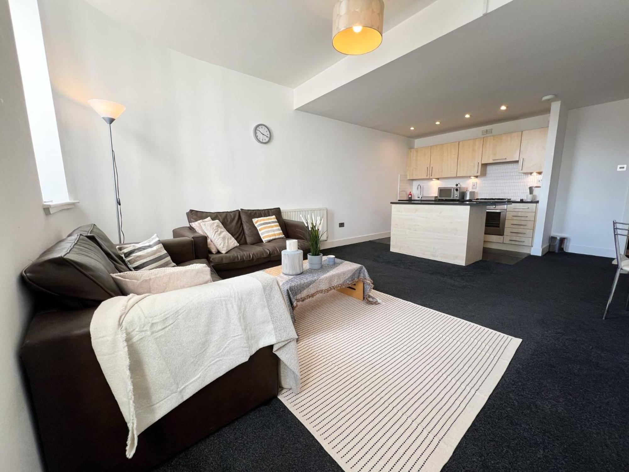 Gem 1 Bed Flat Centre *