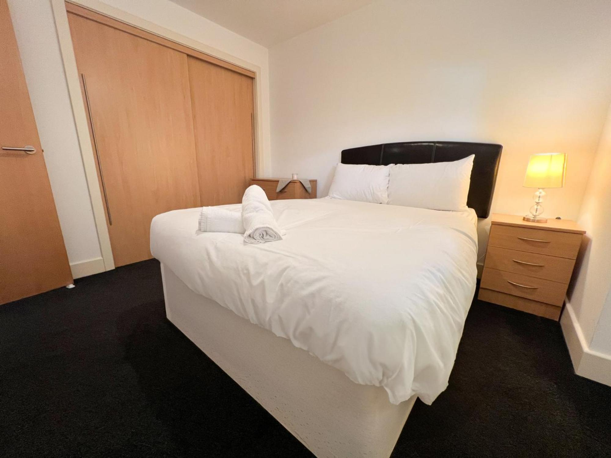 Gem 1 Bed Flat Centre