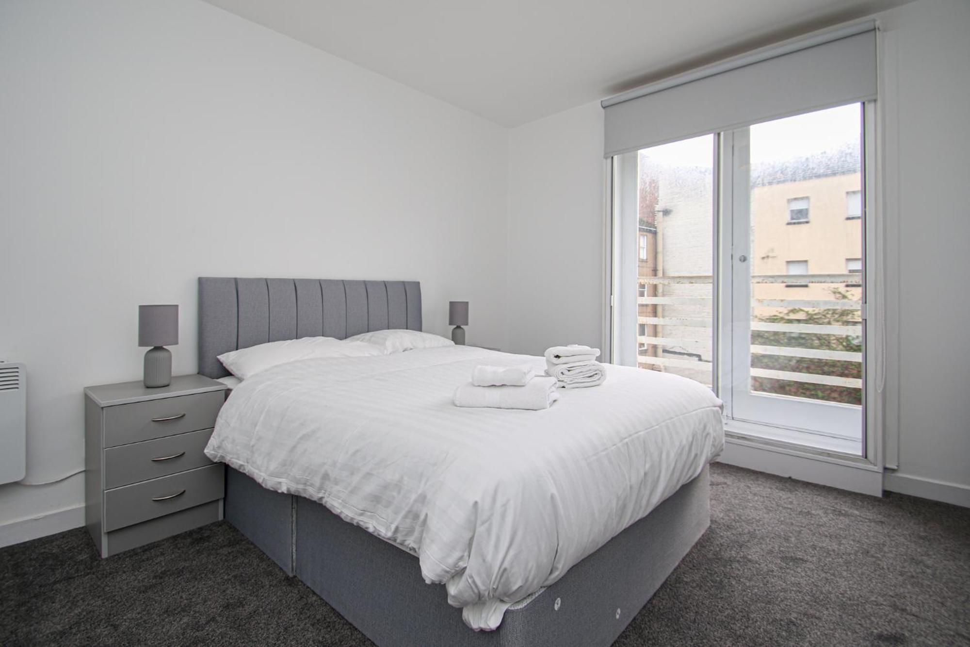 Merchant Apartment *
