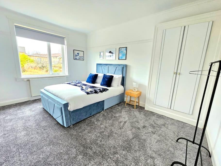 Charming 3-bed Oasis-free Parking