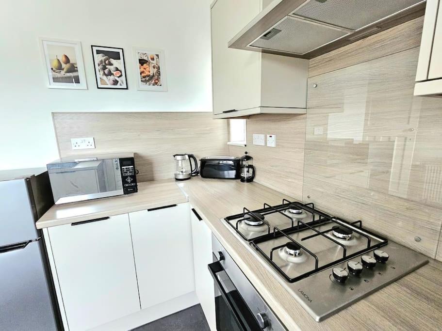Holiday home Charming 3-bed Oasis-free Parking