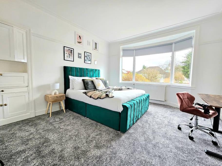 Holiday home Charming 3-bed Oasis-free Parking