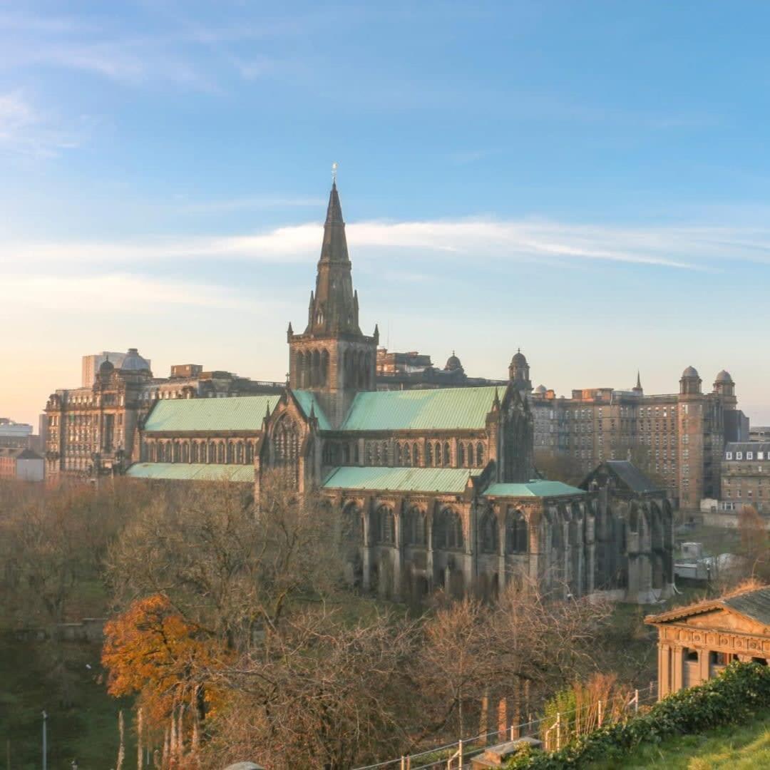 Getaway With Free Parking Glasgow