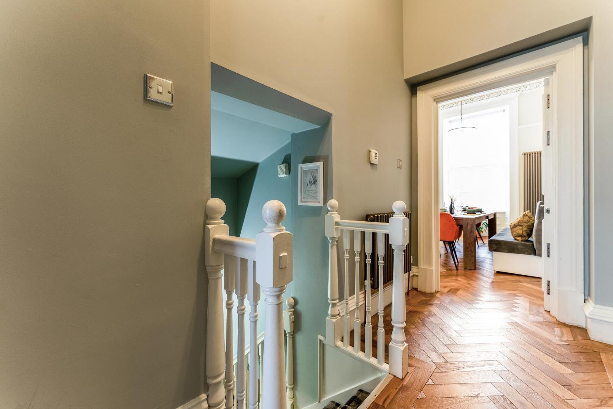 Luxurious Park District Duplex Apartment *
