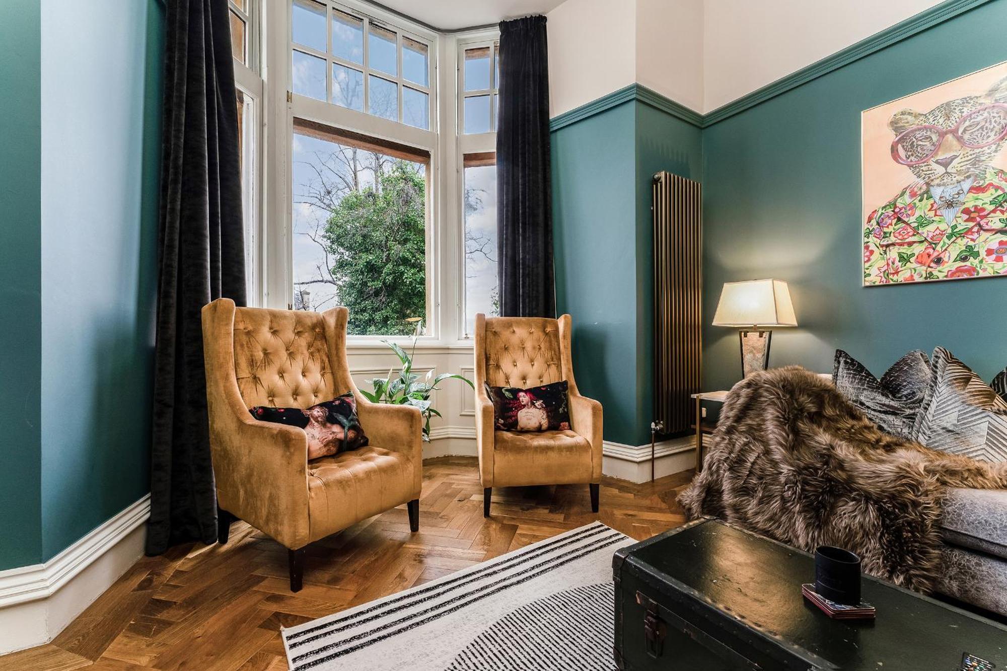 Luxurious Park District Duplex *