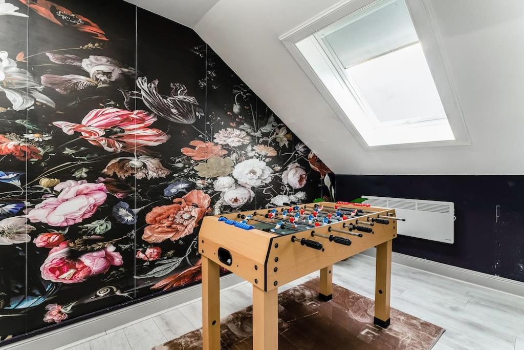 The Rose- Stylish Penthouse 2 Bed Centre With Free Parking & Lift *