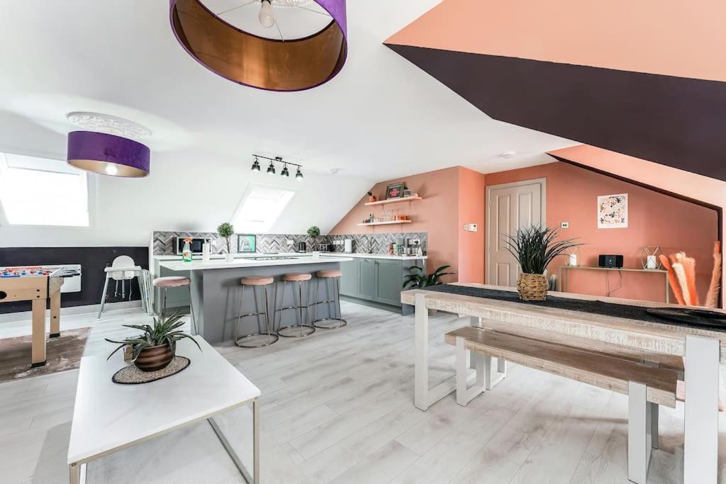 Apartment The Rose- Stylish Penthouse 2 Bed Centre With Free Parking & Lift