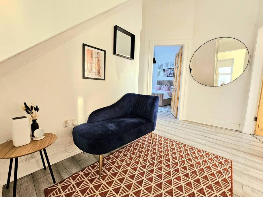 Spacious Haven With Free Parking Holiday home Glasgow
