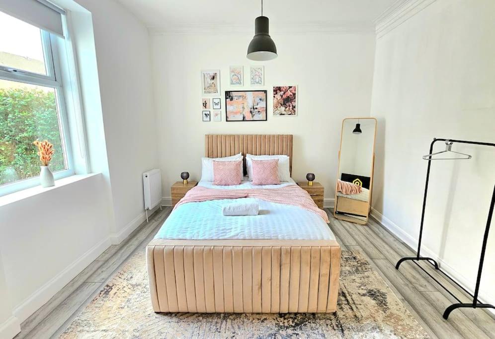 Spacious Haven With Free Parking Glasgow